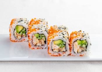 Roll with eel, crab and tobiko caviar