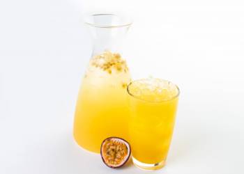 Lychee-passion fruit lemonade