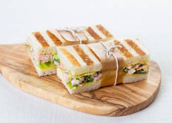 Sandwich with avocado and shrimps