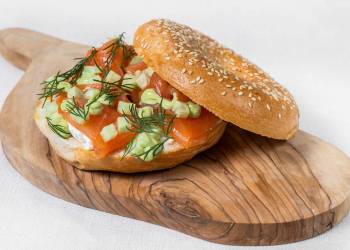 Bagel with salmon and cream cheese