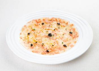 Argentine shrimp carpaccio with black caviar and spicy shiso sauce