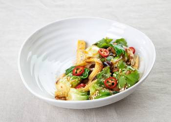 Pak-choi with vegetables and mini corn in oyster sauce